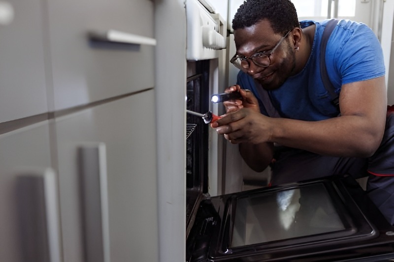 Oven & Stove repair in Palm Desert